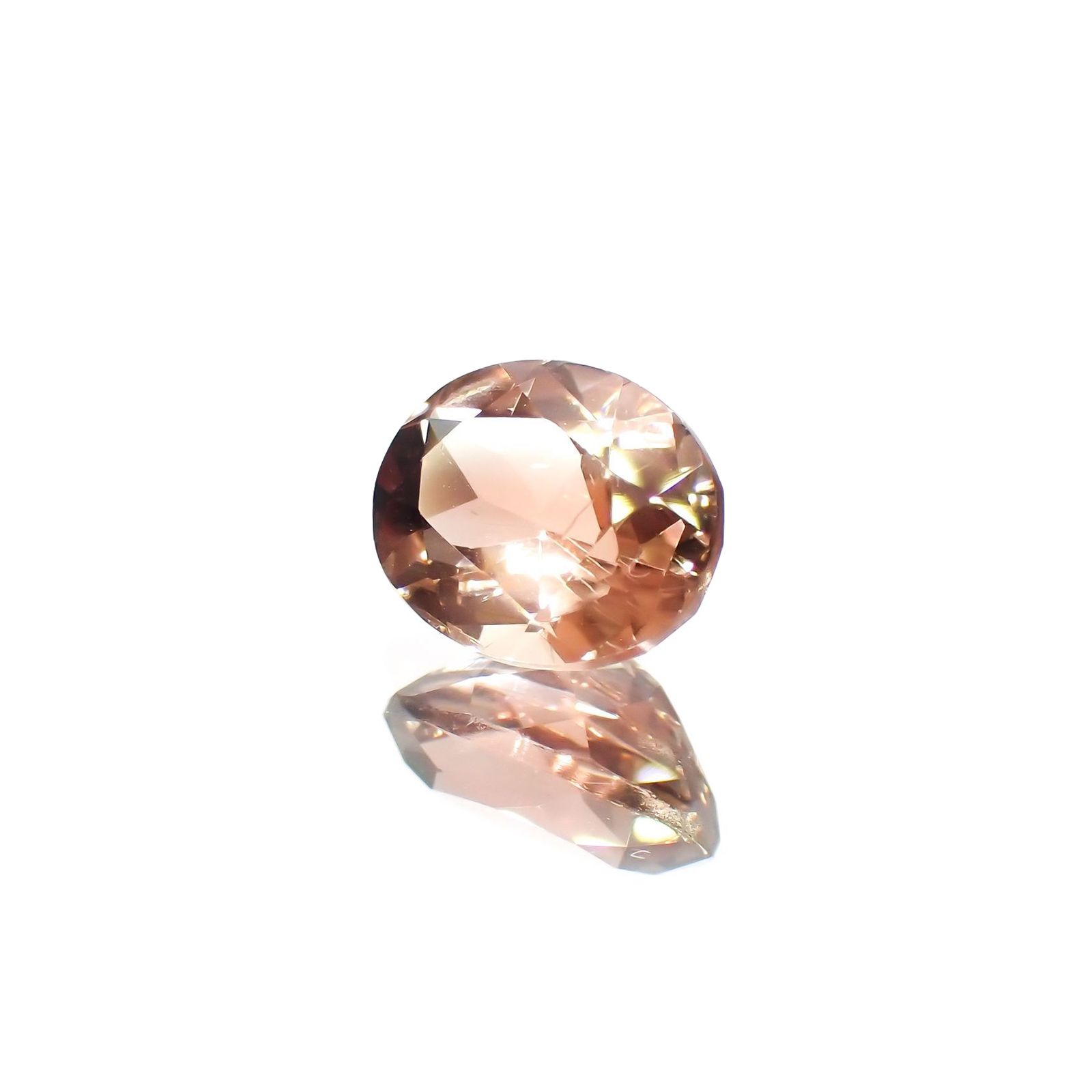 オレゴンサンストーン(宝石名ラブラドライト)アメリカ・オレゴン州産 識別済 1.36ct / 8.2x6.4mm前後 [230421896]
