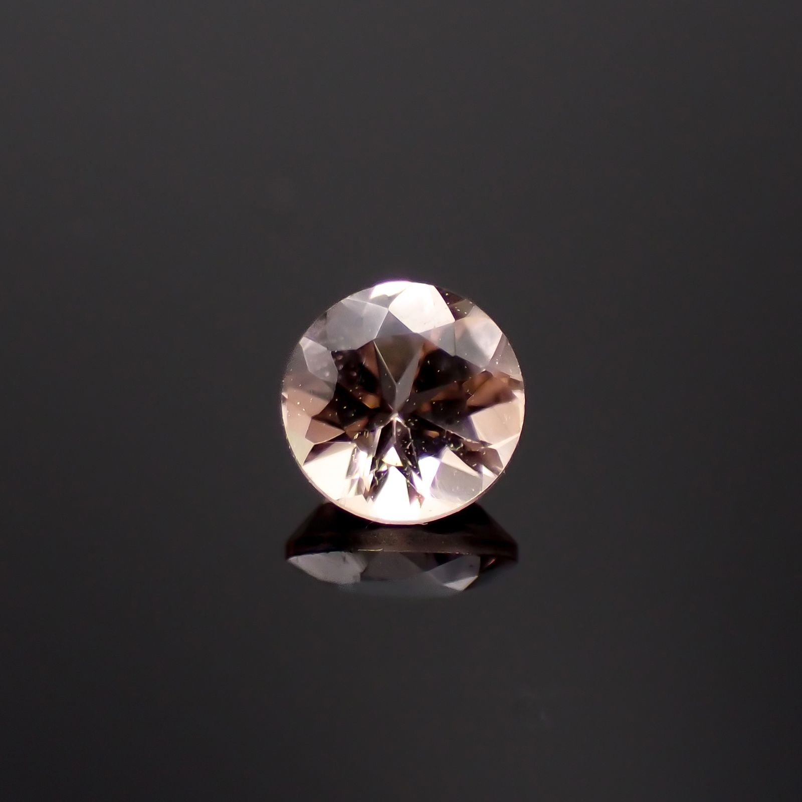 インペリアルトパーズ ブラジル産 0.20ct[230923513]3.5x3.5mm前後