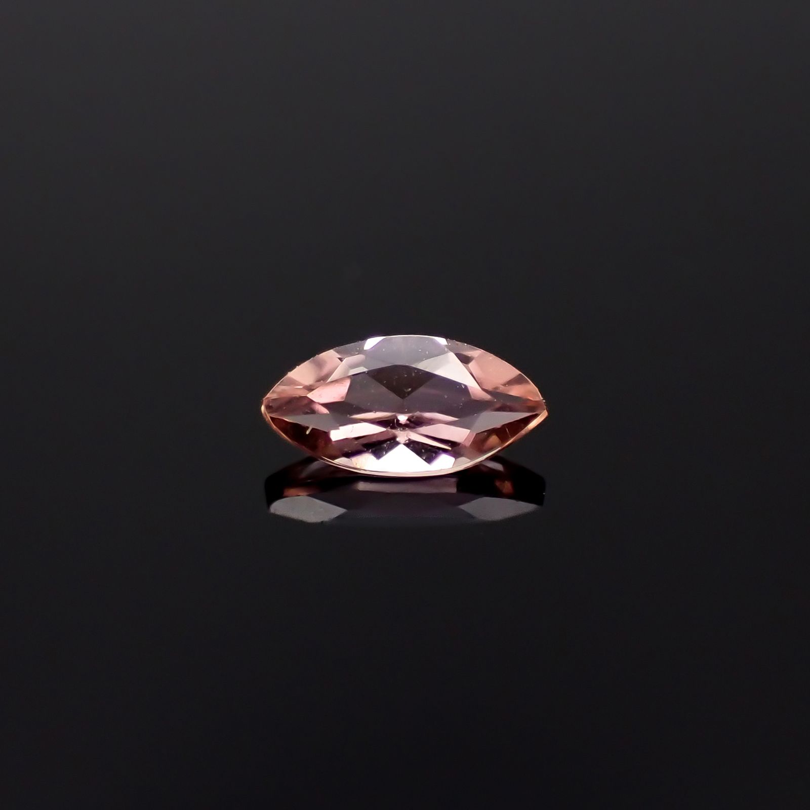 インペリアルトパーズ ブラジル産 0.13ct[231224867]4.8x2.3mm前後