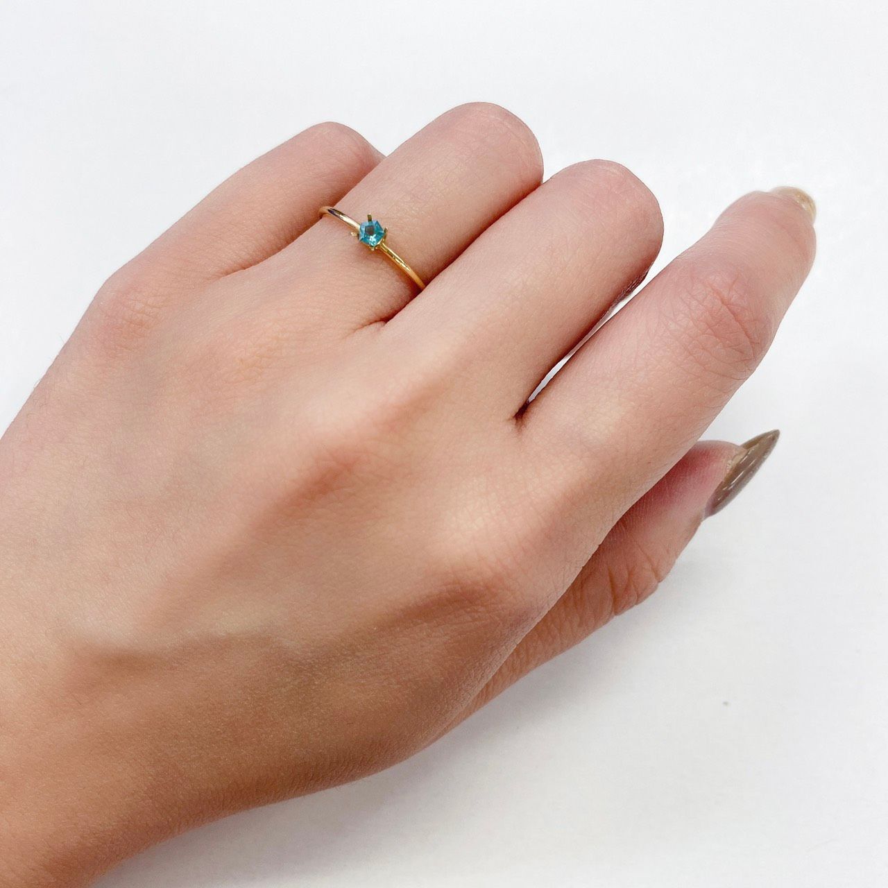 ◇ペンタゴンカット◇エメラルド ザンビア産 ルース 0.079ct[210611002]3×3.1mm前後