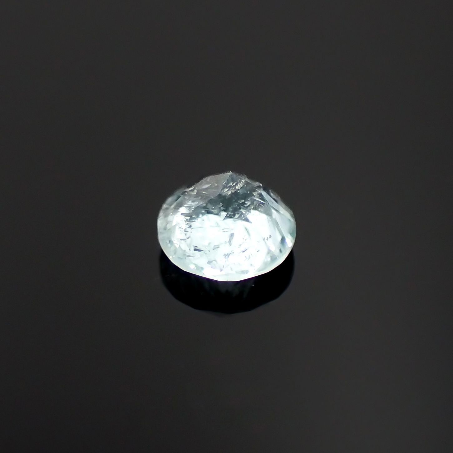 パライバトルマリン(宝石名トルマリン/別名パライバ・トルマリン)モザンビーク産 0.13ct 識別済[230220440]3.2x3.1mm前後