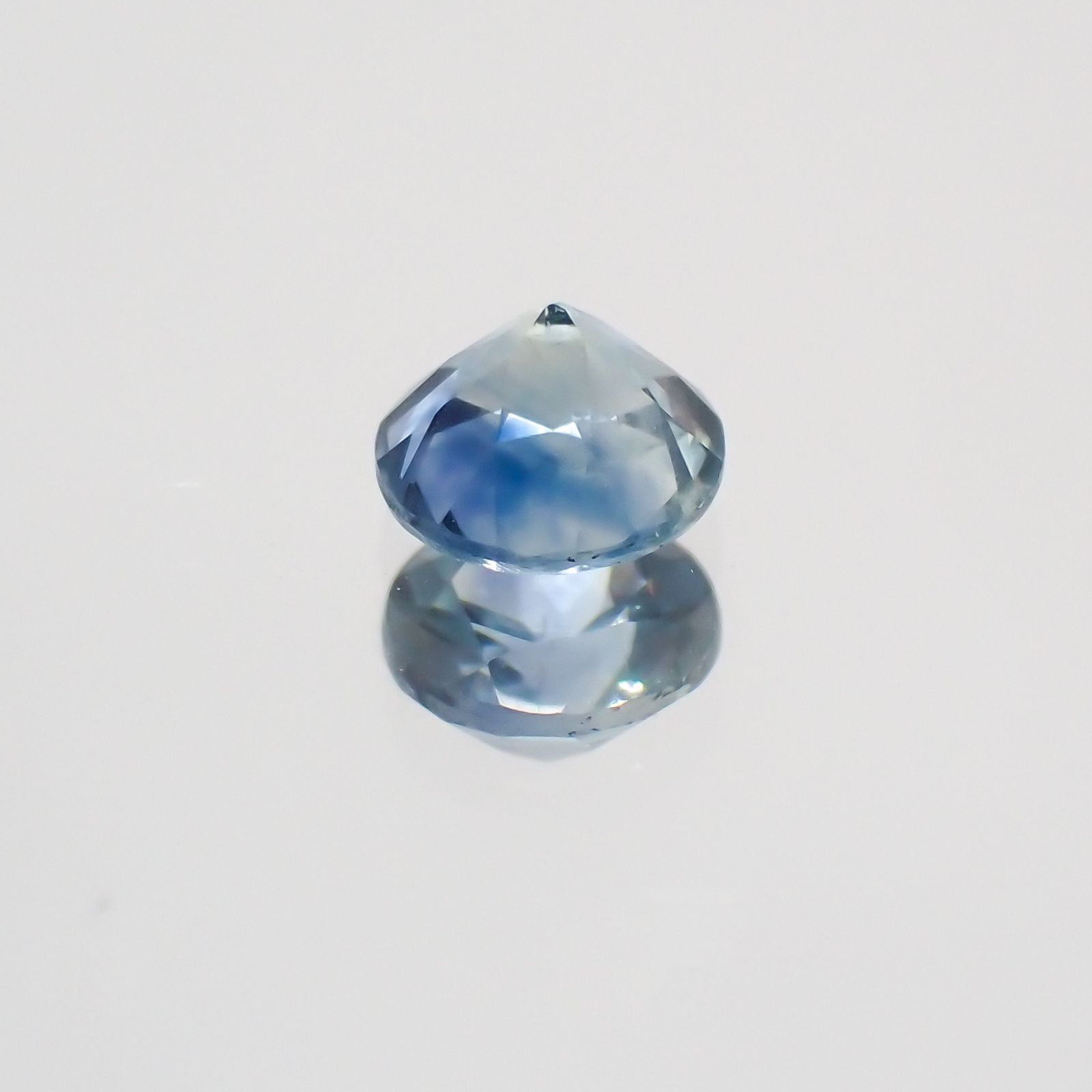 モンタナサファイア アメリカ産 ルース 0.24ct[21019487]3.6×3.6mm前後