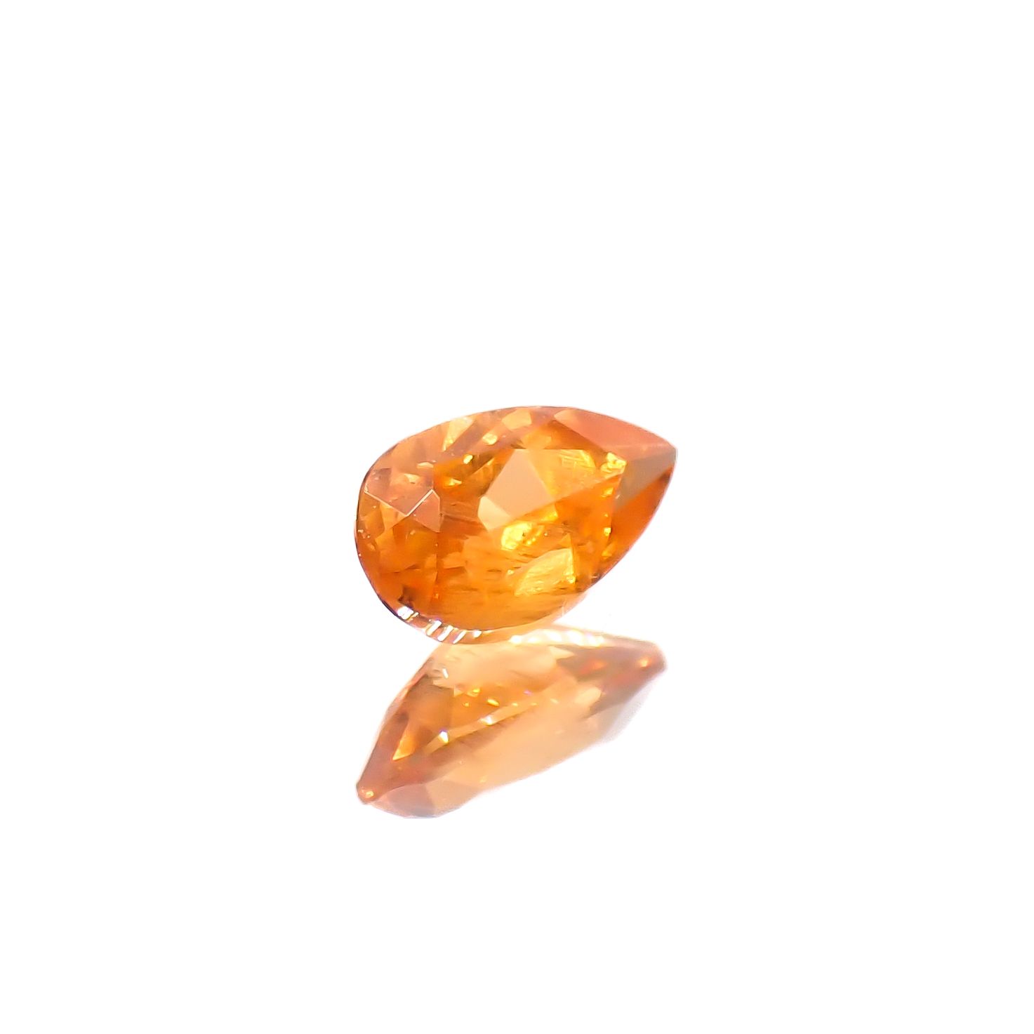 マンダリンガーネット マダガスカル産 0.24ct[240628215]4.8x2.8mm前後