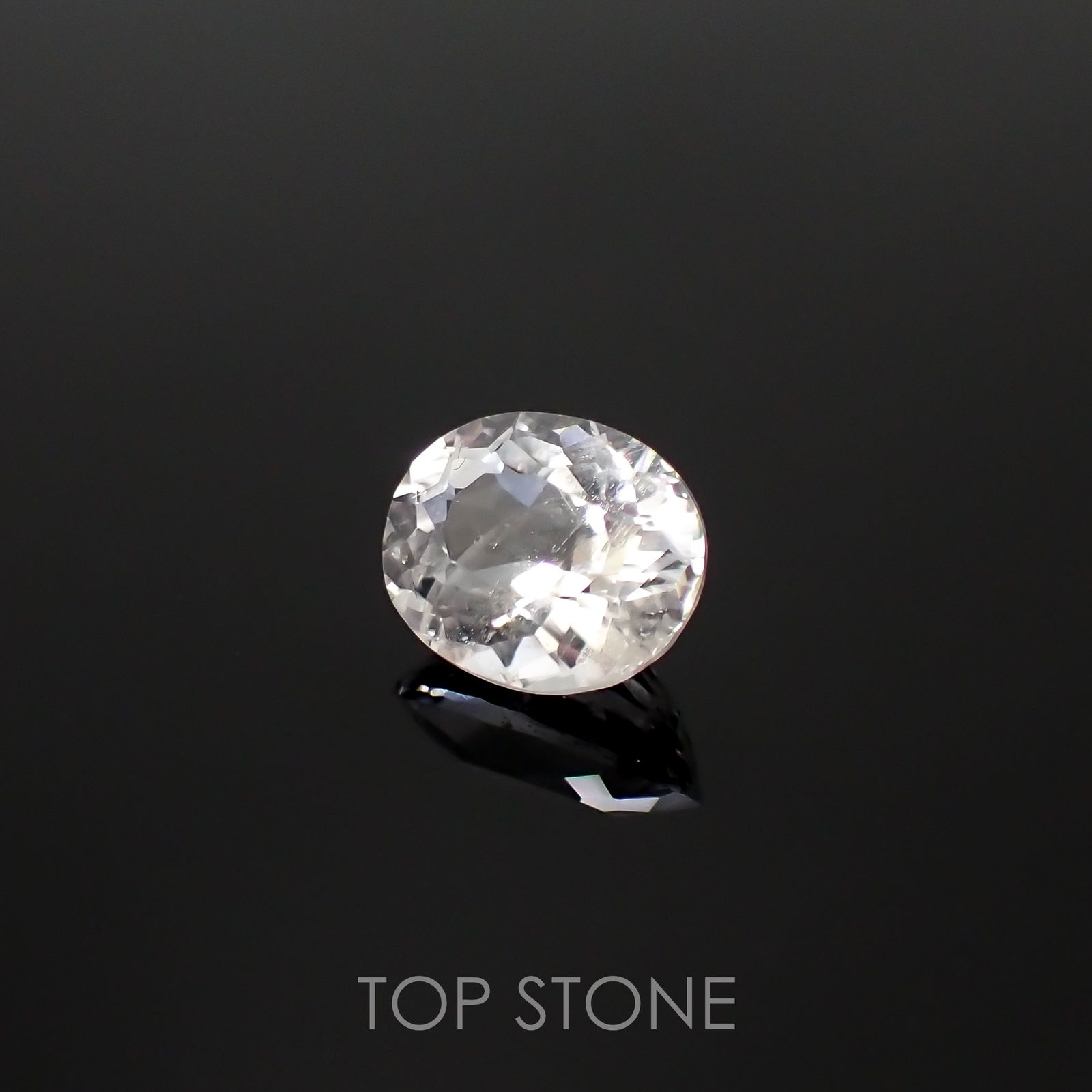 フェナカイト(宝石名フェナカイト)ロシア産 1.24ct 識別済[220515738]7.6x6.1mm前後