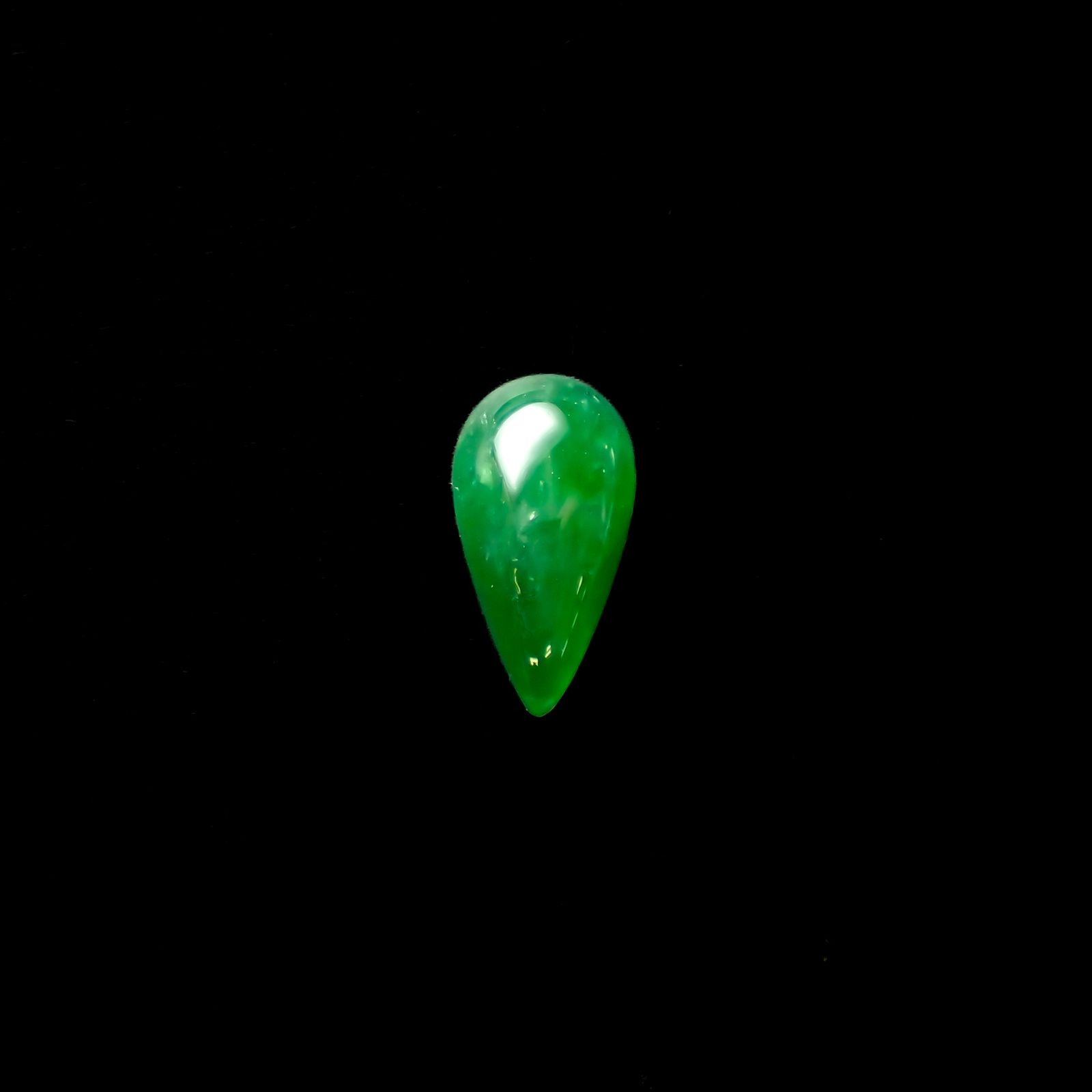 翡翠 ビルマ産 0.85ct[240326950]9.2x4.9mm前後