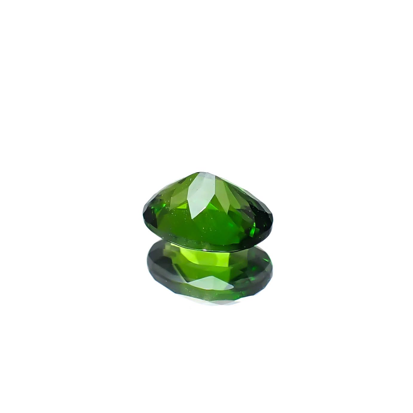 クロムダイオプサイド(宝石名クロム・ダイオプサイド)ロシア産 0.58ct 識別済[250430276]5.9x4.4mm前後