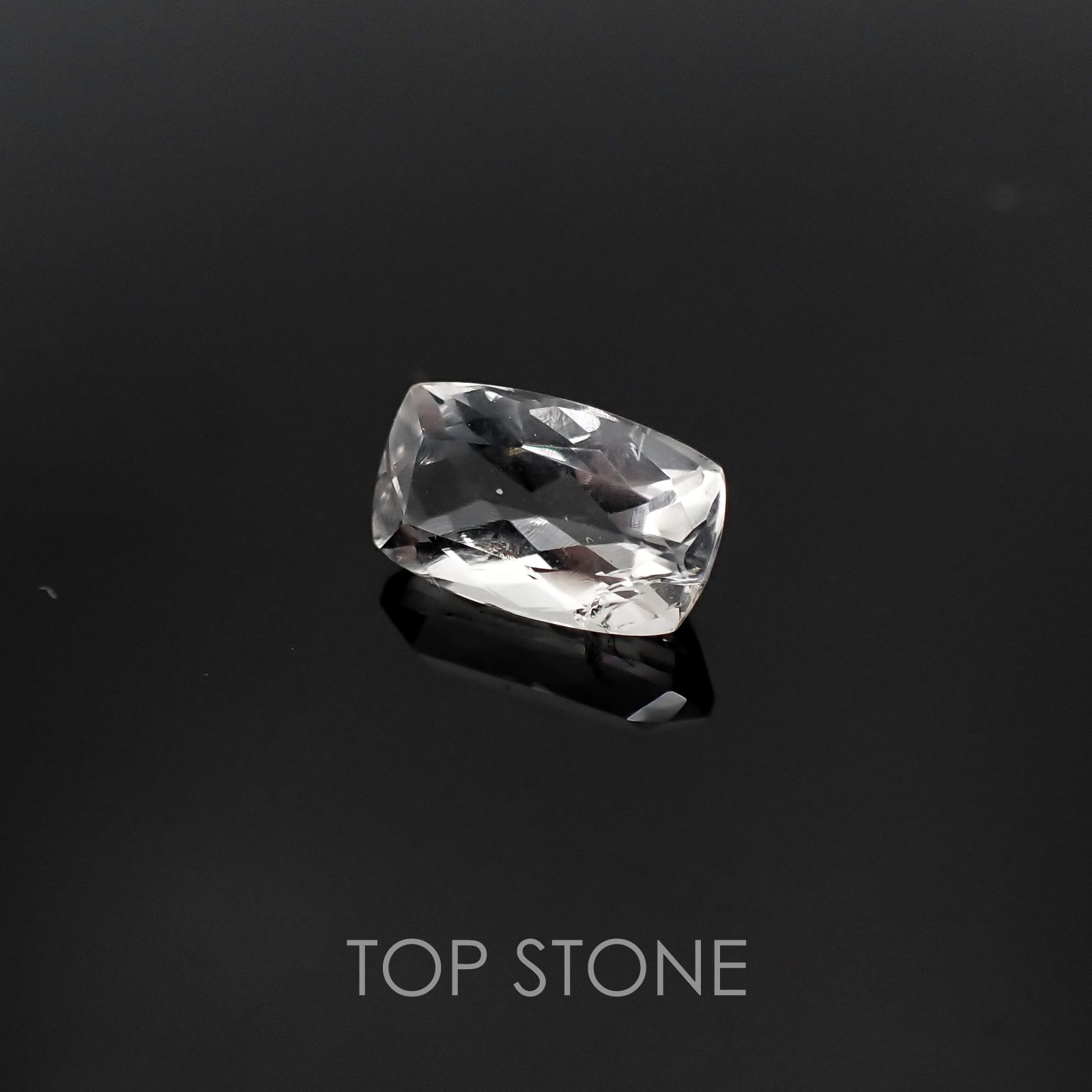 ハイアライトオパール(宝石名オパール) メキシコ産 1.02ct 識別済[20106365]8.5×5mm前後