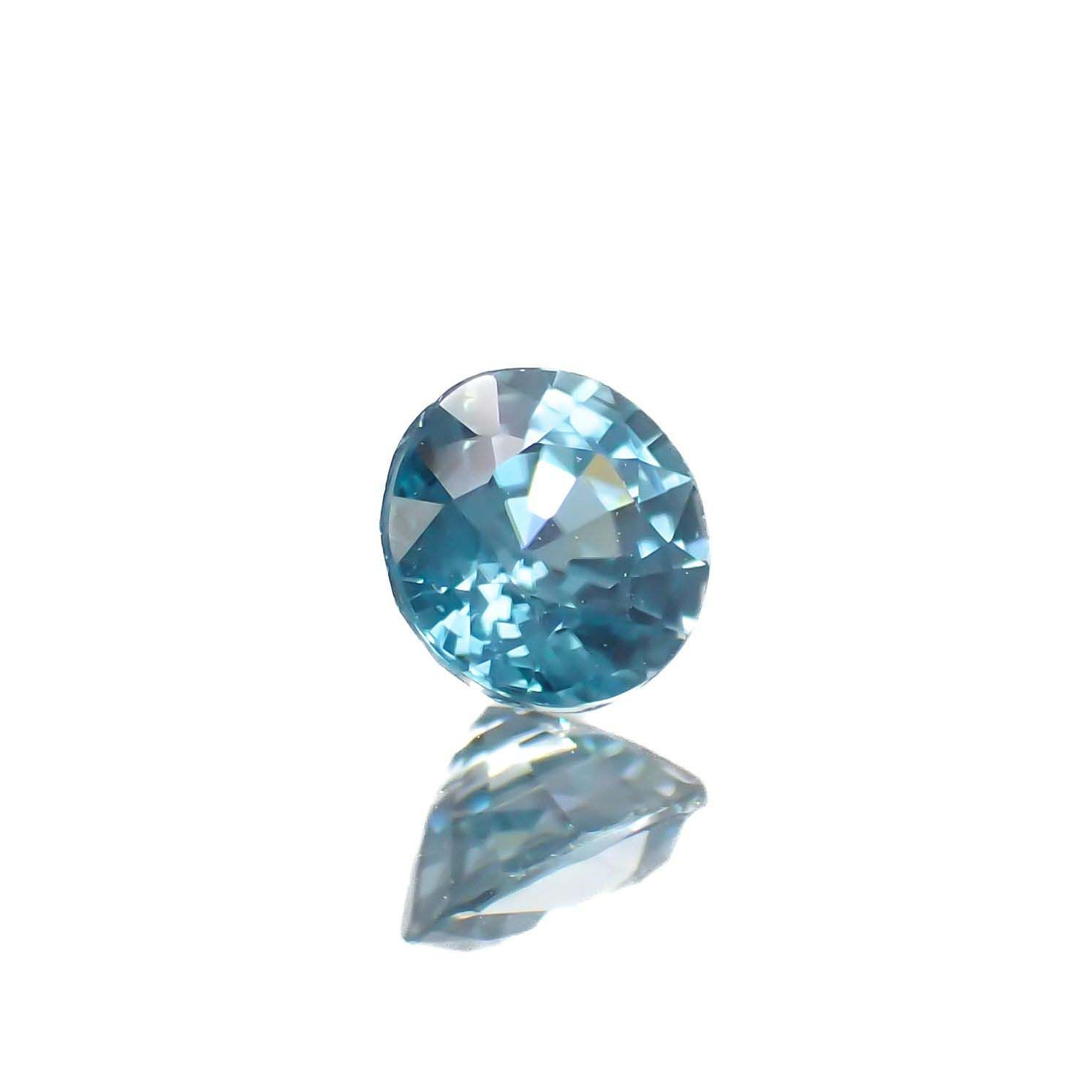 ブルージルコン(宝石名ブルー・ジルコン)カンボジア産 0.55ct 識別済[220716833]4.5x4.5mm前後