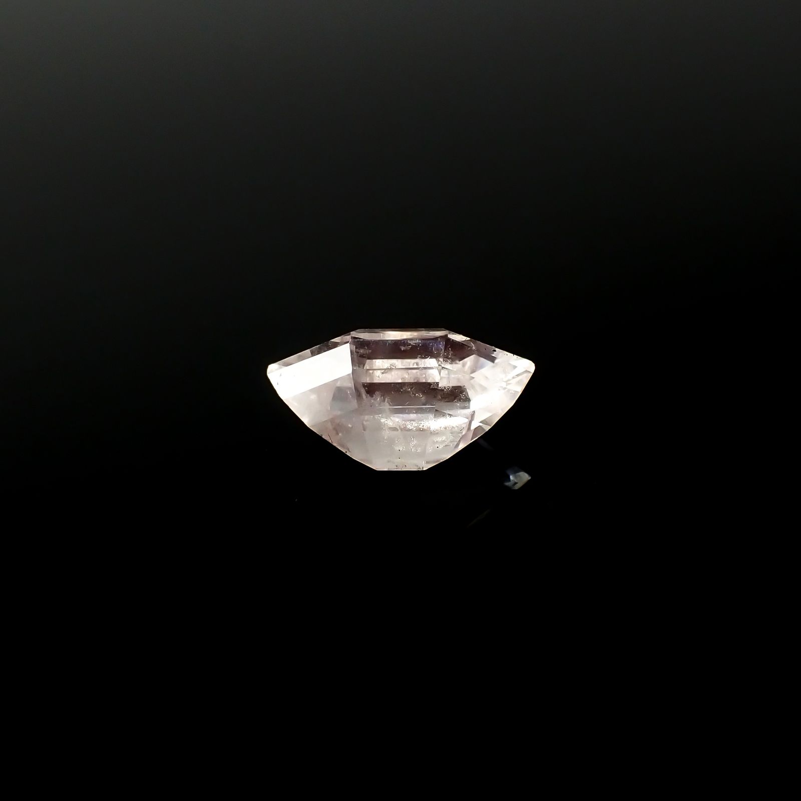◇カスタムカット◇ピンクエンジェルラダー マダガスカル産 3.77ct[240125427]14.1x7.6mm前後