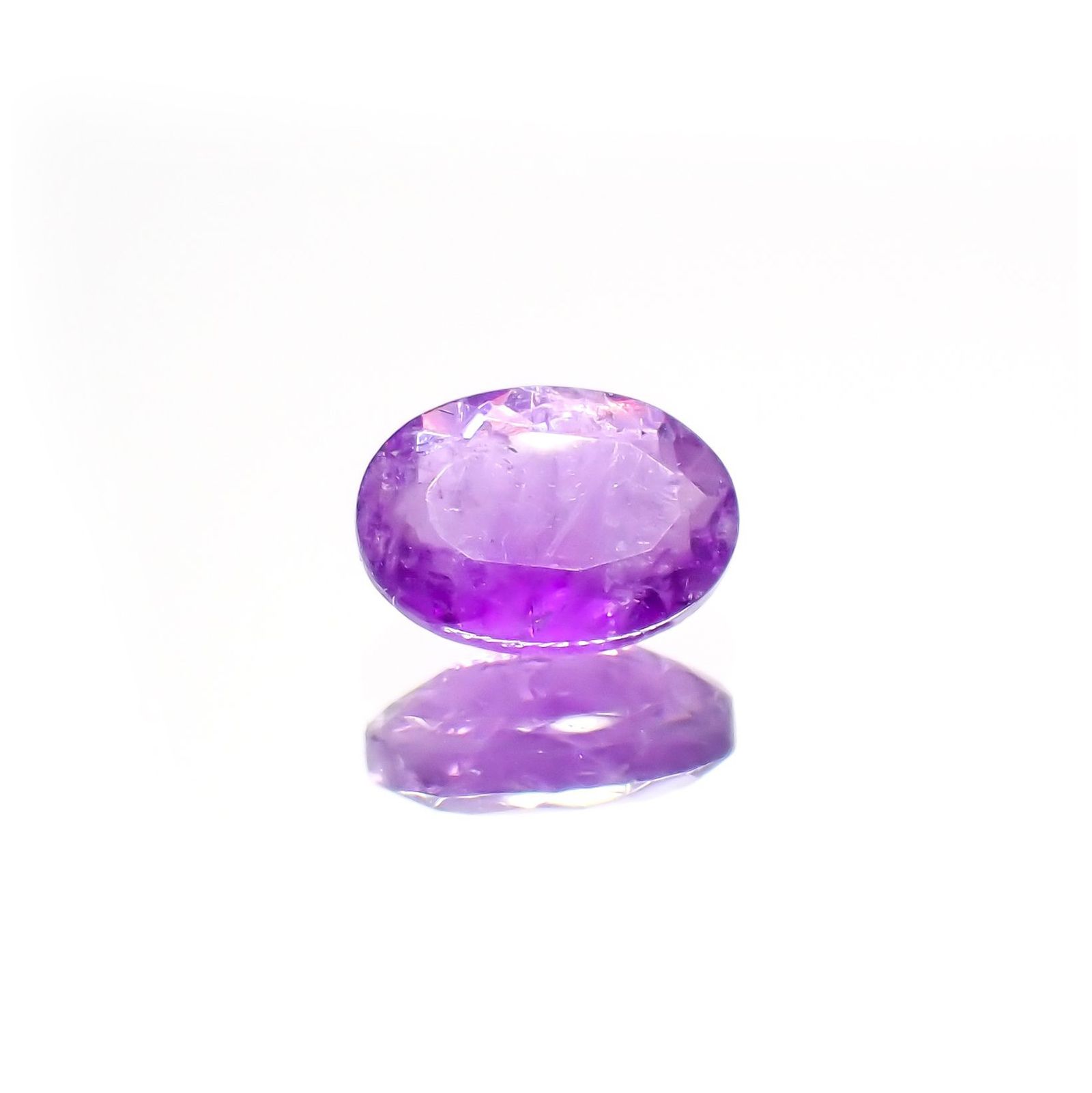 ハックマナイト(宝石名ハックマナイト)アフガニスタン産 識別済 0.51ct / 6.4x4.5mm前後 [260115393]