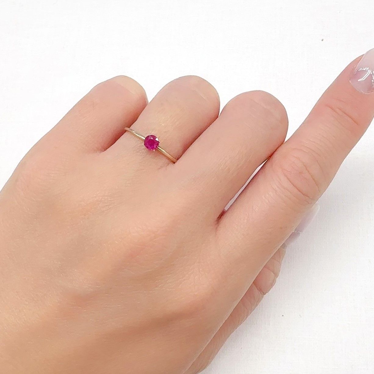 ルビー ビルマ産 0.30ct[240628051]3.7x3.7mm前後