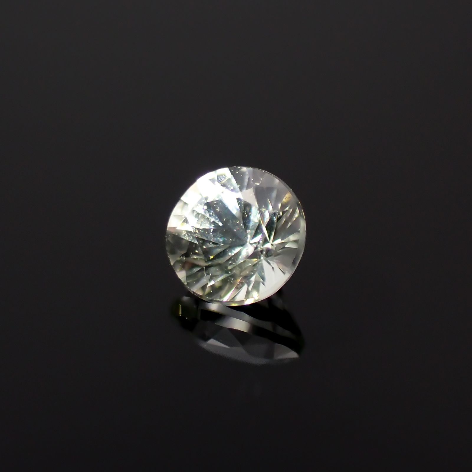 リューコガーネット ビルマ産 0.14ct[230923493]3x3mm前後
