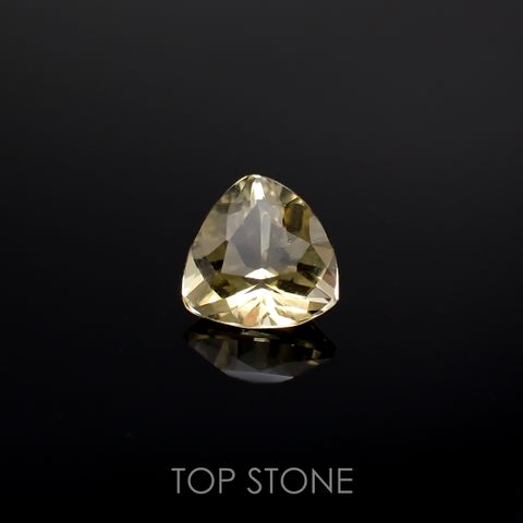 イエロースキャポライト(宝石名イエロー・スキャポライト)タンザニア産 0.67ct 識別済[220918029]5.8x6.1mm前後