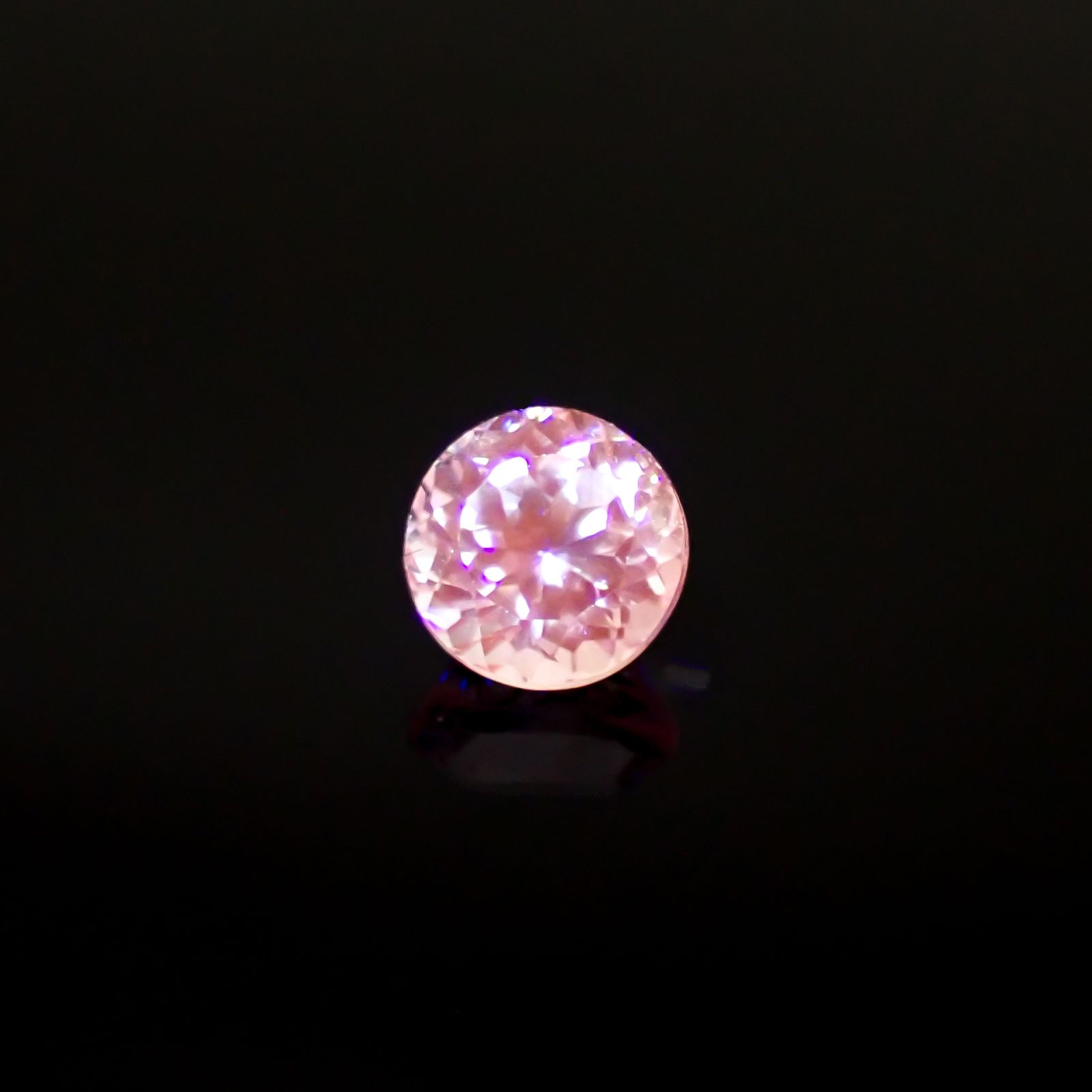 クンツァイト アフガニスタン産 1.13ct[231224780]6.2x6.1mm前後