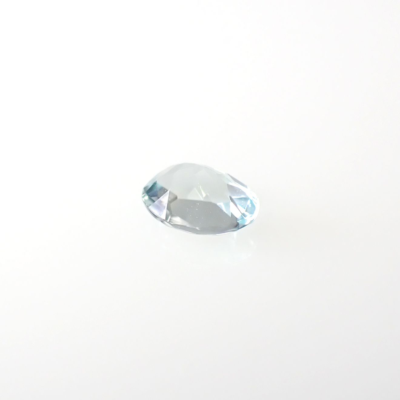 モンテブラサイト(宝石名モンテブラサイト)マダガスカル産 0.32ct 識別済[241229663]5.1x4mm前後