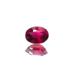 ルビー 非加熱 マダガスカル産 0.23ct / 3.9x3mm前後 [230622341]