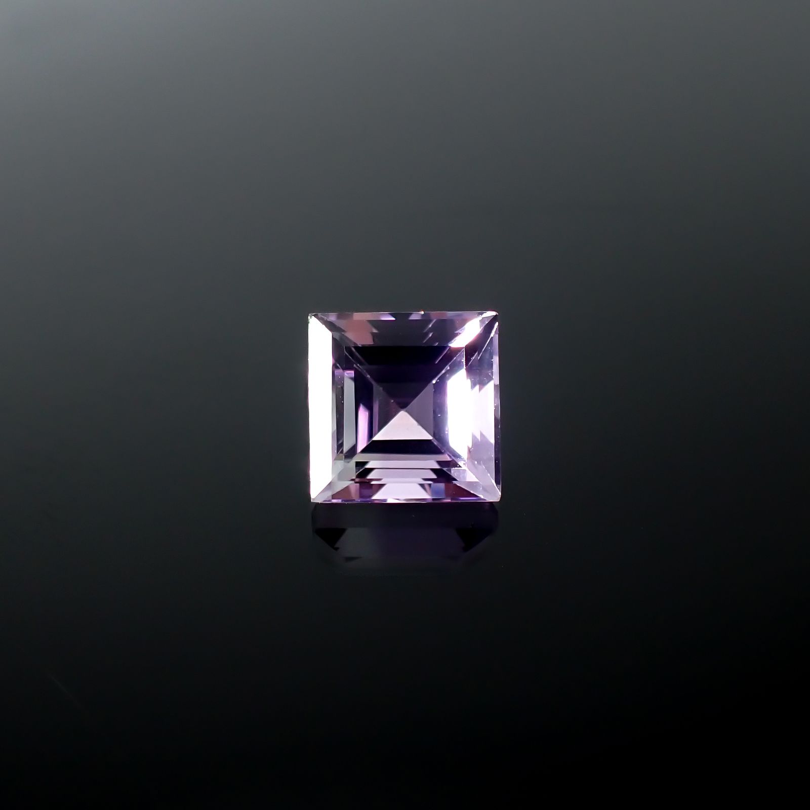 アワーグラスアメジスト モロッコ産 4.18ct[240125637]9x8.9mm前後