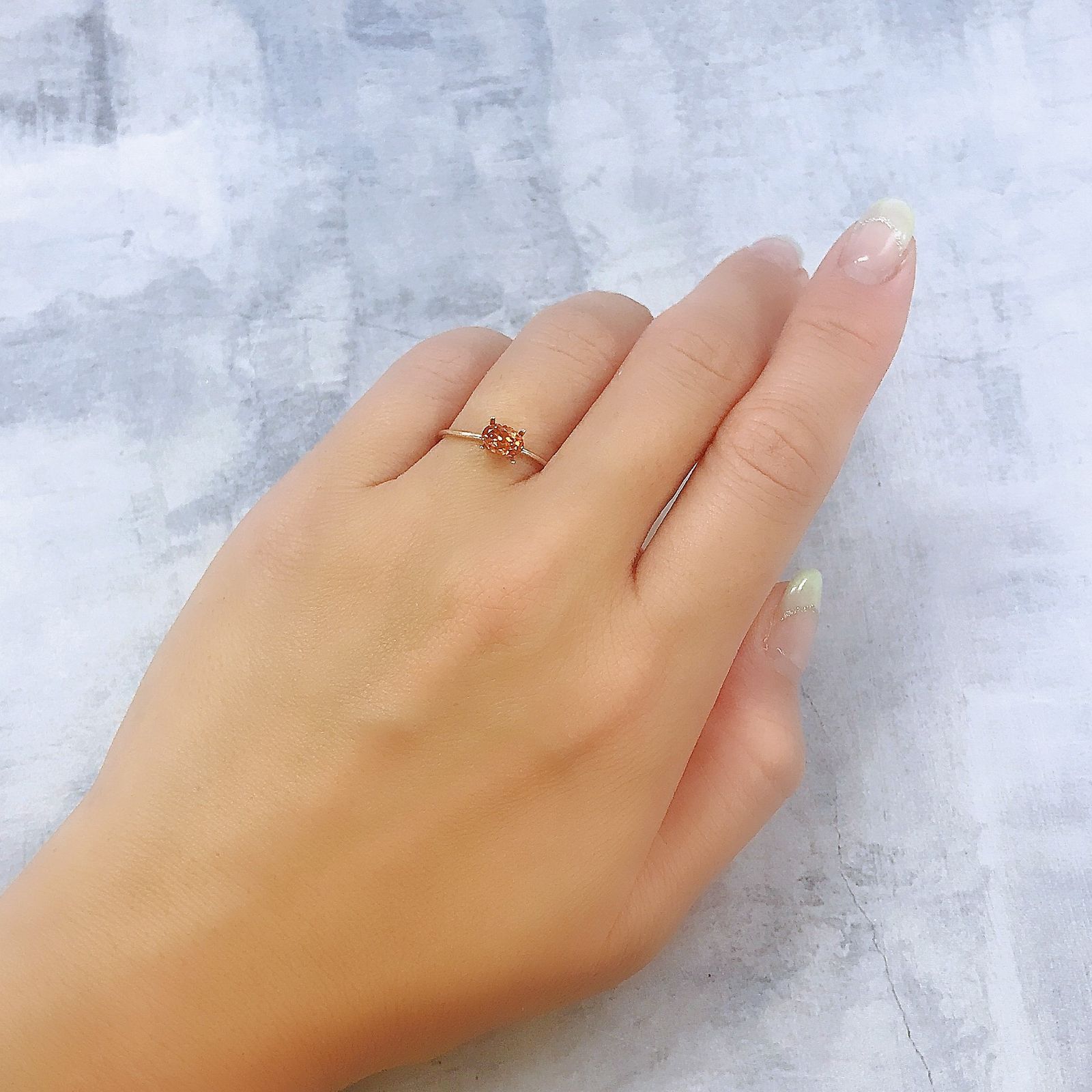 スペサルティンガーネット(宝石名ガーネット)タンザニア産 0.74ct 識別済[220817548]6.1x4.1mm前後