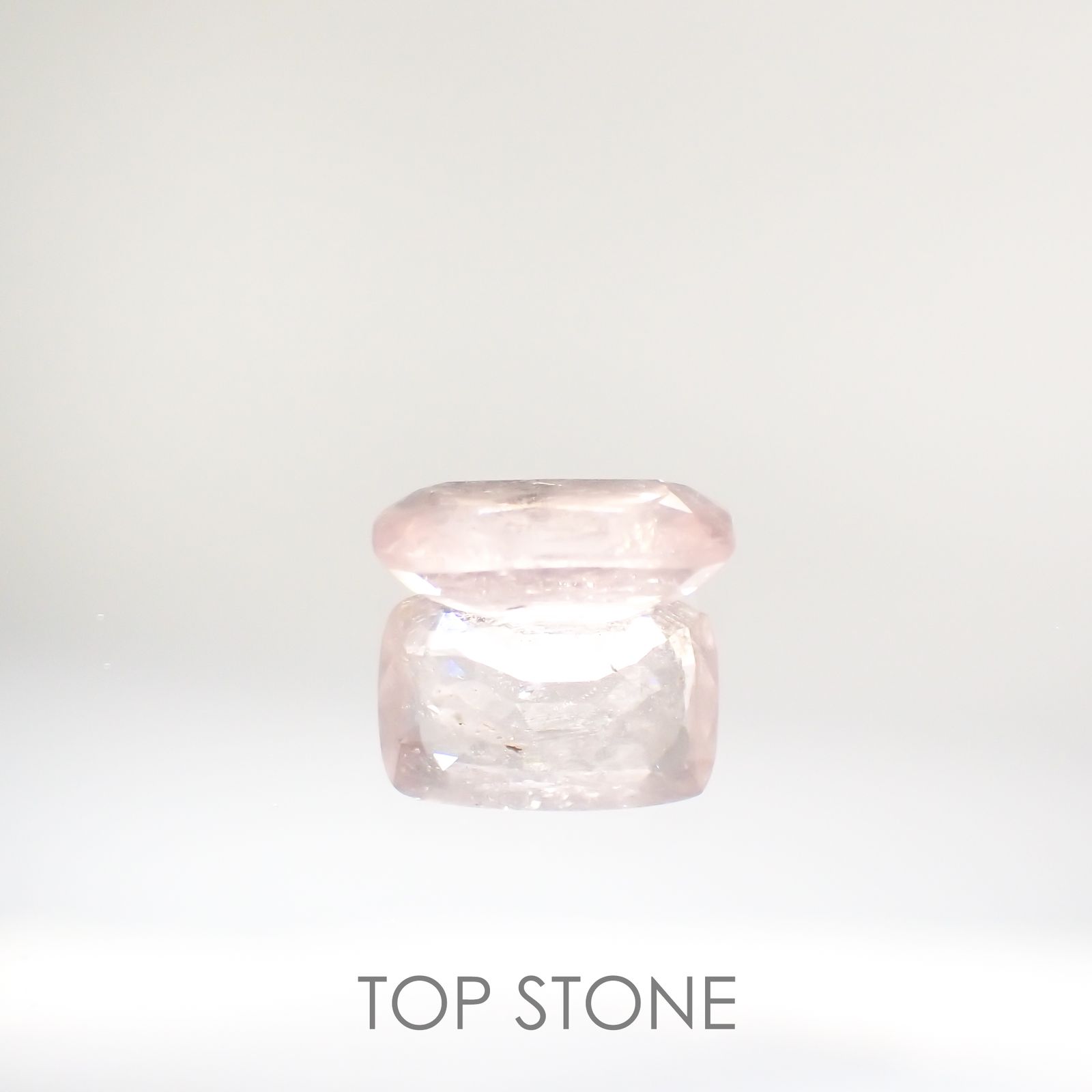 ピンクターフェアイト(宝石名ピンク・ターフェアイト) スリランカ産 1.625ct ソ付(彩珠)[210812289]8.8×5.9mm前後