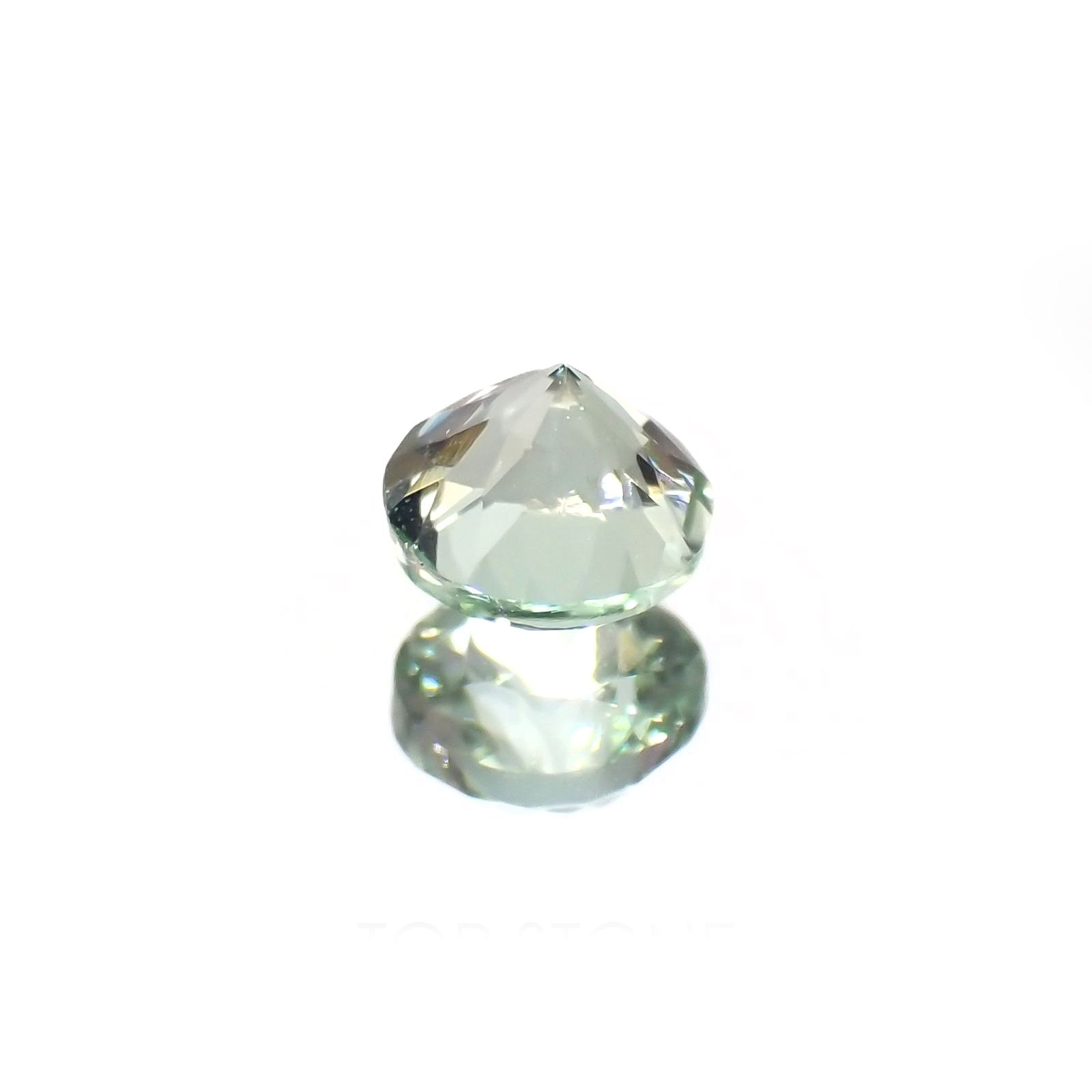 バナジウムコーネルピン(宝石名コーネルピン)タンザニア・タンガ州産 識別済 0.19ct / 3.4x3.4mm前後 [220716907]