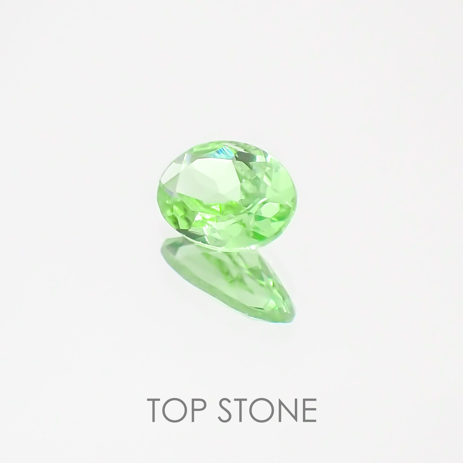 ミントガーネット タンザニア産 ルース 0.44ct[20127915]6.1×4.1mm前後