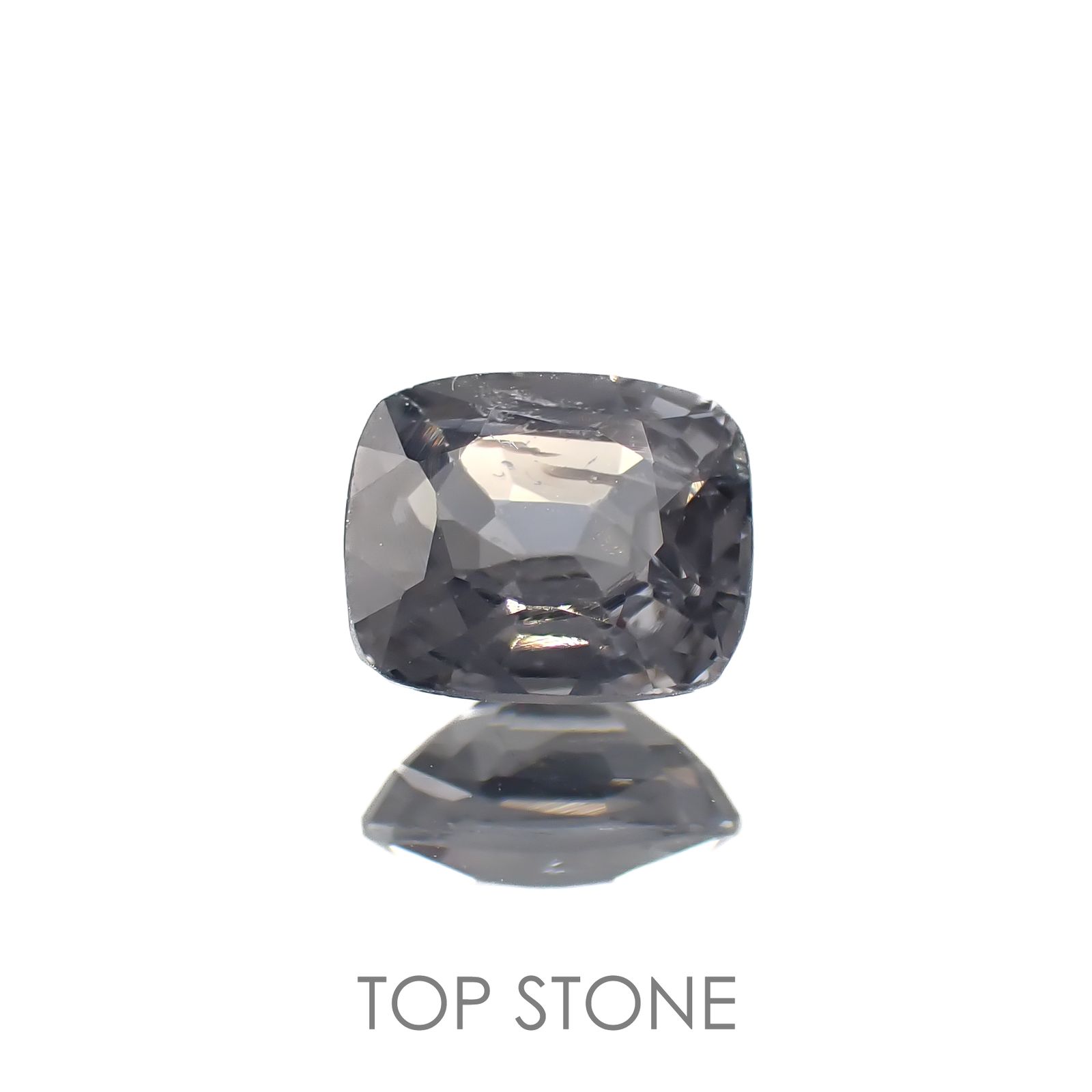 グレースピネル(宝石名スピネル)ビルマ/マダガスカル産 0.84ct 識別済[220817558]6.1x4.9mm前後