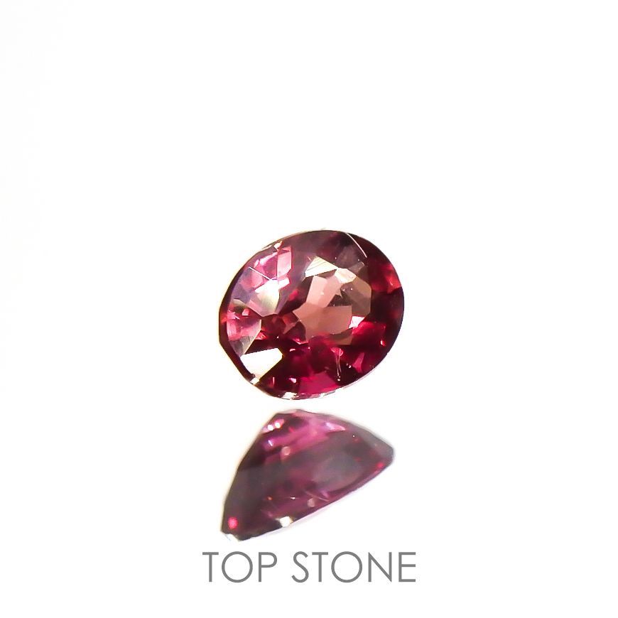 ルビー(宝石名ルビー)タンザニア産 0.19ct 識別済[220115046]3.8x2.9mm前後