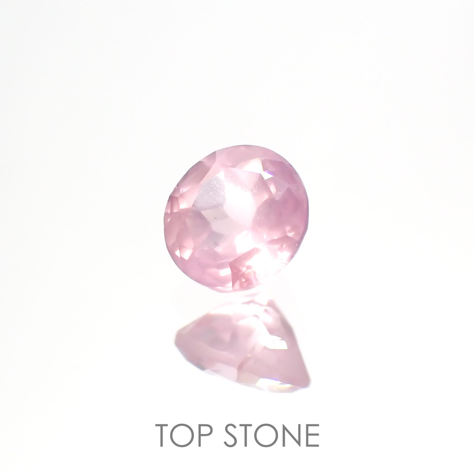 シルキーピンクスピネル(宝石名ピンク・スピネル) タンザニア産 0.42ct 識別済[210812910]4.4×4.4mm前後