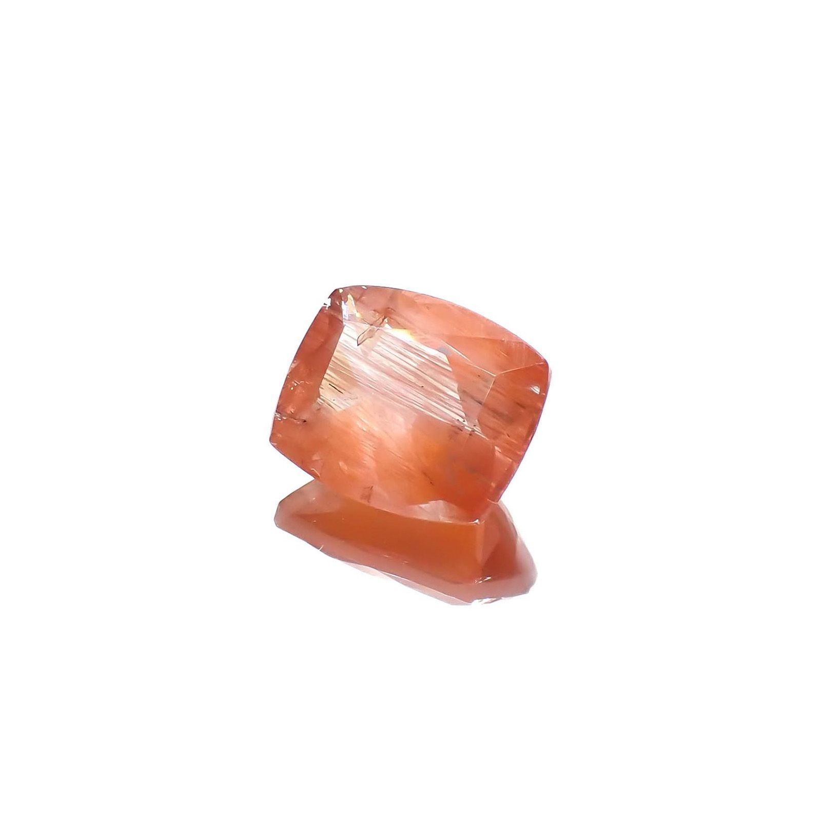 サンストーンスキャポライト(宝石名シーン・スキャポライト)タンザニア産 識別済 2.71ct / 9.9x8.2mm前後 [260819281]
