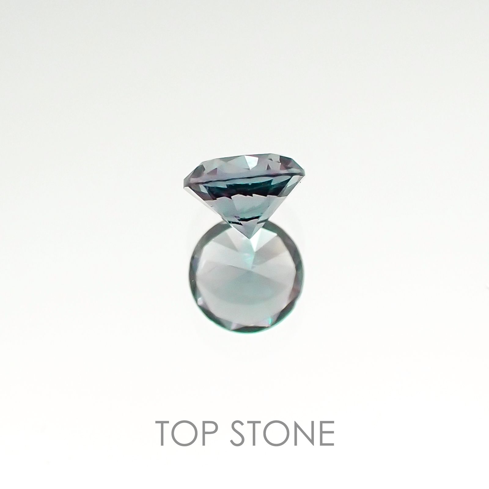 カラーチェンジガーネット(アレキタイプ) マダガスカル・ベキリー産 ルース 0.178ct[20106630]3.3×3.3mm前後