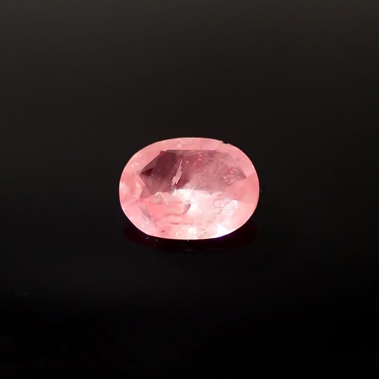ピンクグロッシュラーガーネット  ミャンマー産 1.09ct[230220345]7.5x6mm前後