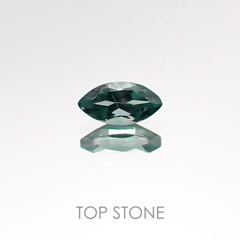 カラーチェンジガーネット(アレキタイプ)(宝石名ガーネット/カラーチェンジタイプ) マダガスカル・ベキリー産 0.23ct 識別済[20106597]5.2×2.6mm前後