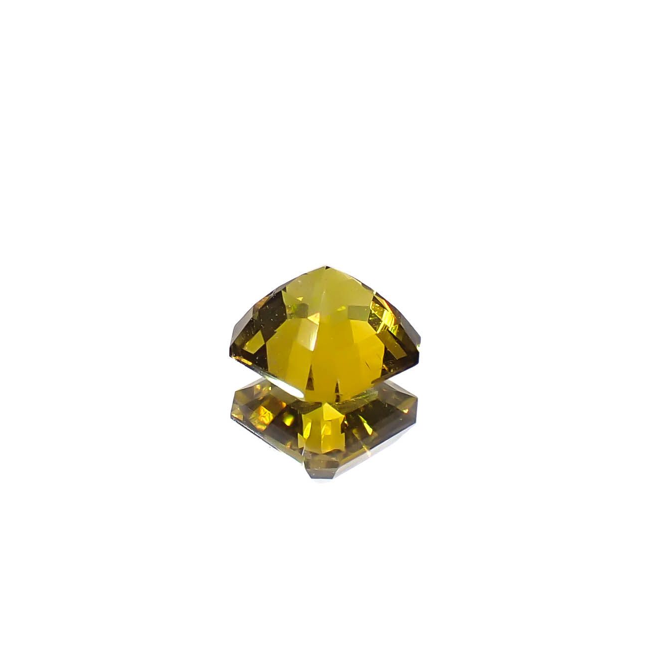 クリノゾイサイト(宝石名クリノゾイサイト)パキスタン産 0.98ct 識別済[250630596]5.6x5.5mm前後