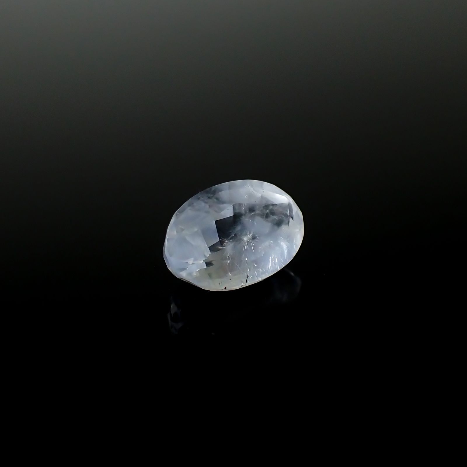 デュモルチェライトインクォーツ ブラジル産 2.19ct[240125651]10.4x7mm前後