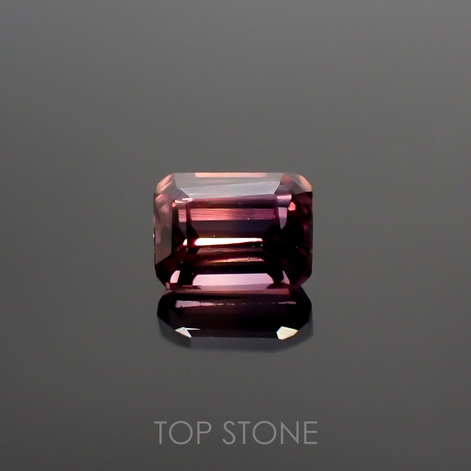 バイカラーサファイア(宝石名バイカラー・サファイア) マダガスカル/タンザニア産 0.23ct 識別済[210912490]3.5×2.7mm前後