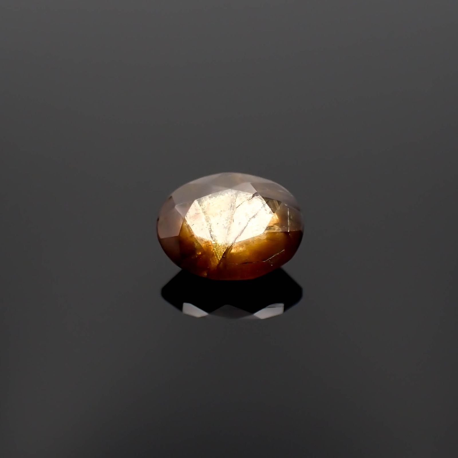 ゴールドシーンサファイア非加熱 ケニア産 1.12ct[230321322]6.7x5.2mm前後