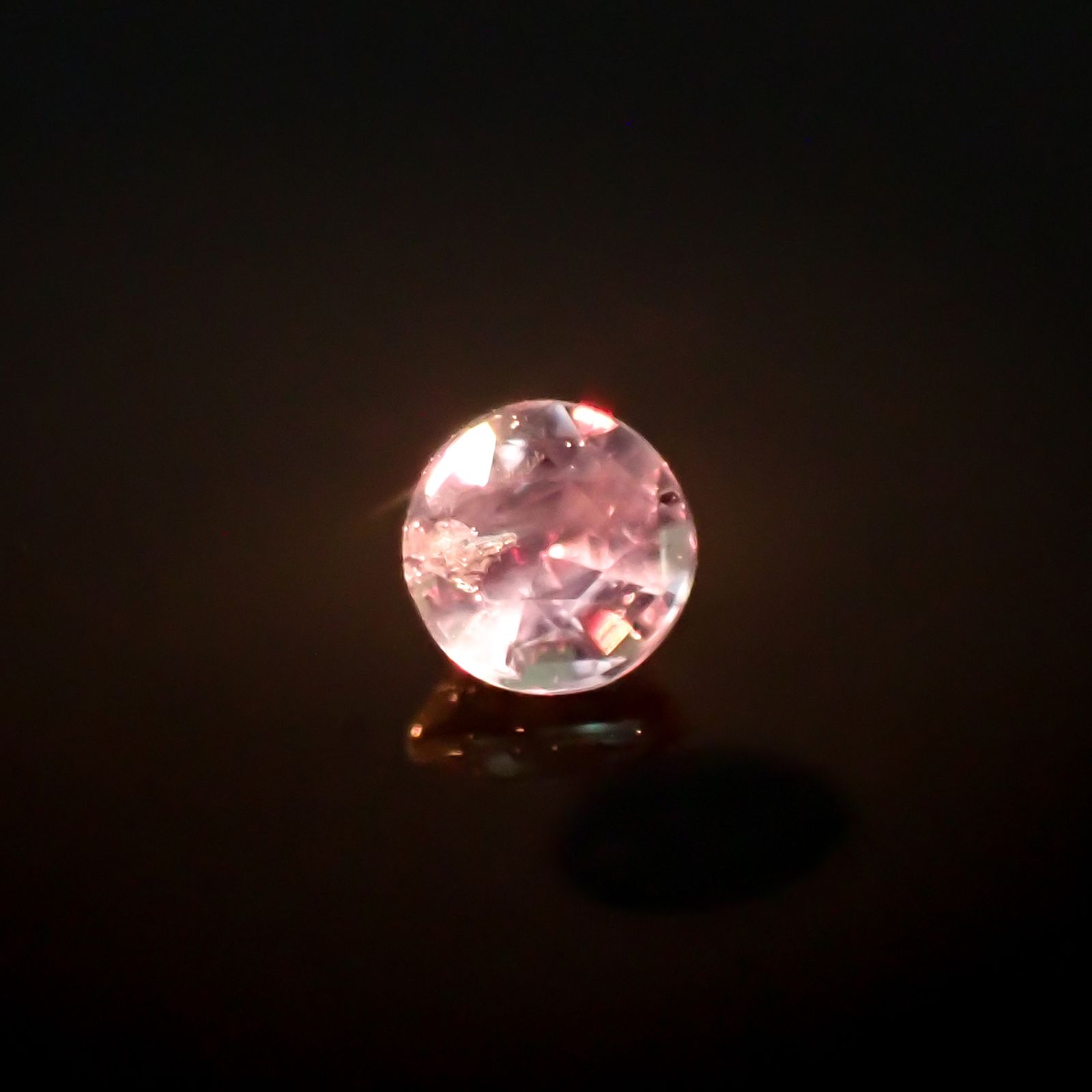 アレキサンドライトキャッツアイ ブラジル産/EmeraldMains社製 0.046ct[240627959]1.9x1.9mm前後