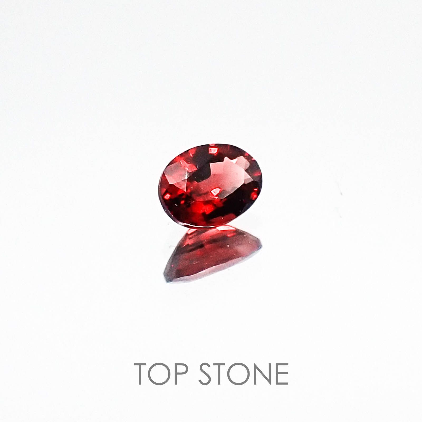 レッドスピネル タンザニア産 ルース 0.18ct[20073937]4×3mm前後