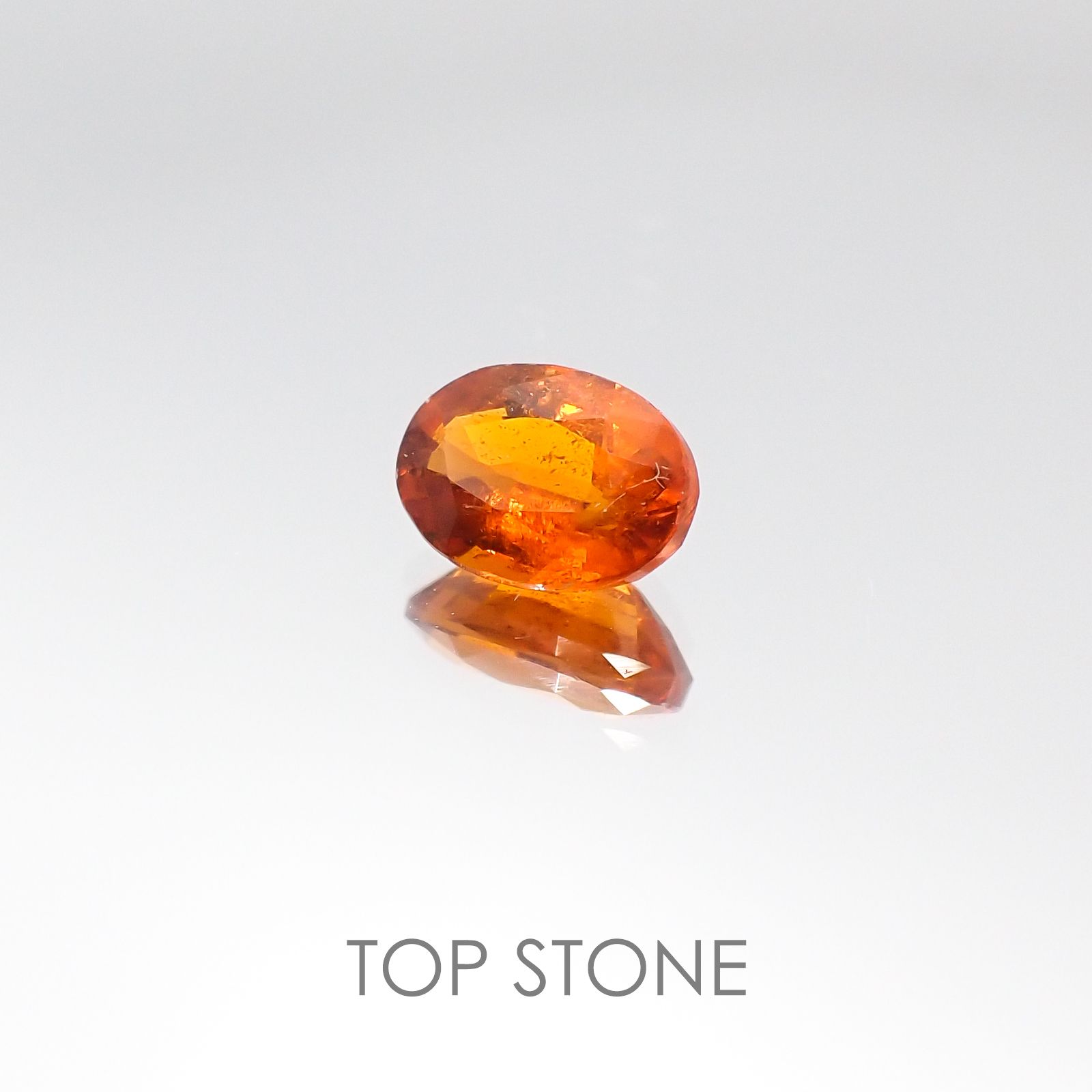 オレンジカイヤナイト タンザニア産 ルース 1ct[20105993]7.2×5.2mm前後