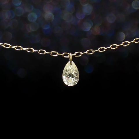 ◇La terre(ラ・テール)◇K18ダイヤモンドチャーム TTLC | SI (宝石名ダイアモンド) 識別済 0.137ct / 4x2.6mm前後 [220115347]