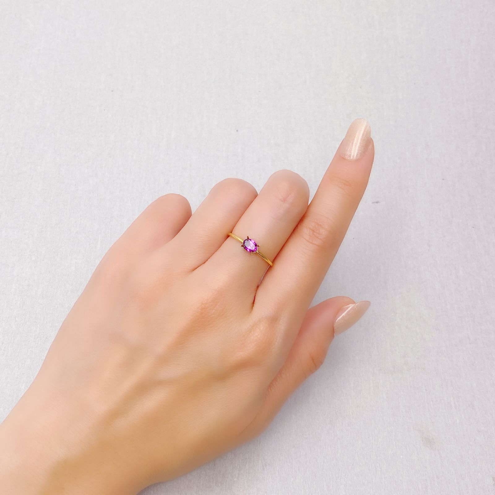 グレープガーネット ブラジル産 0.42ct [241229639]5.1x3.9mm前後