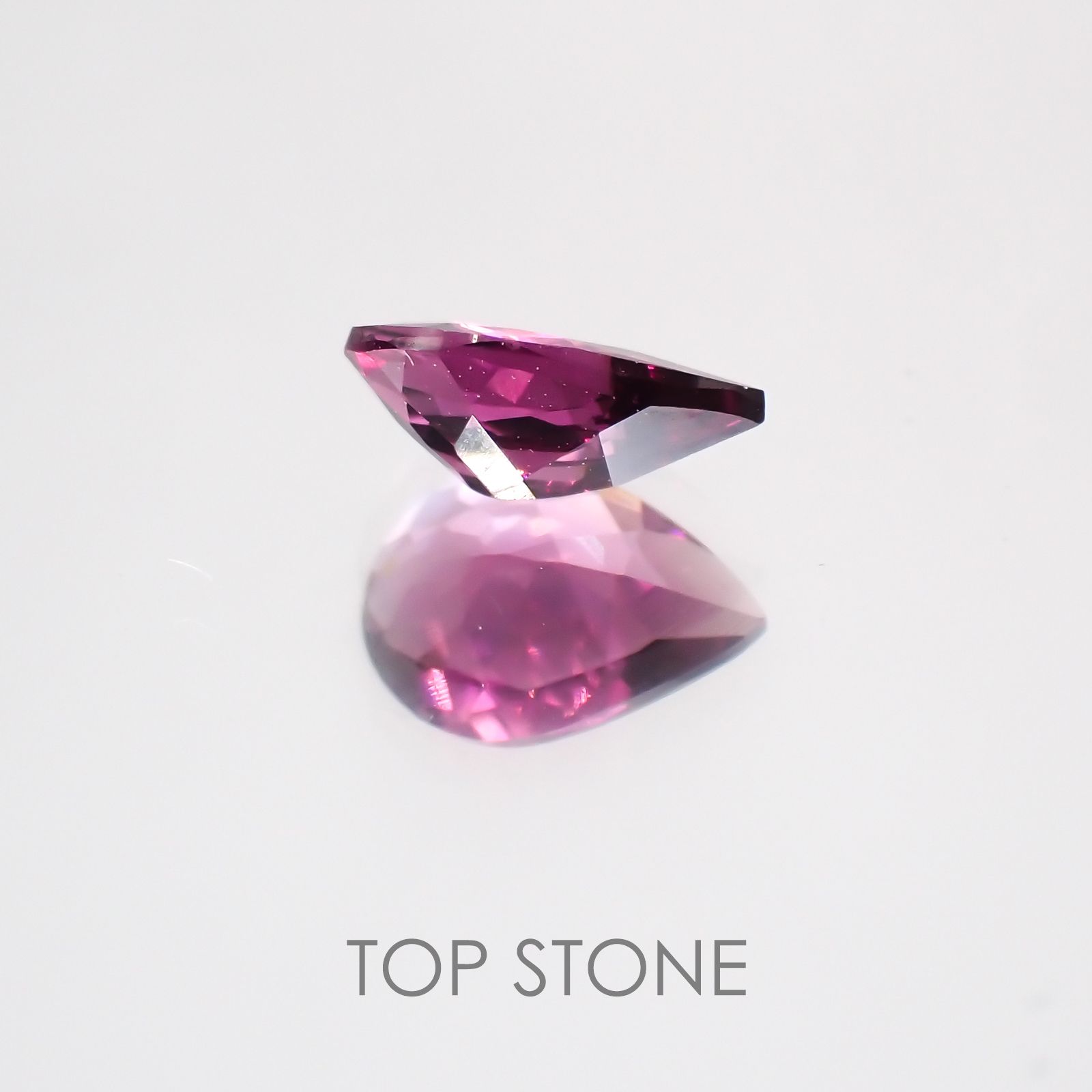 グレープガーネット ブラジル産 ルース 0.5ct[21019685]6.2×4.4mm前後