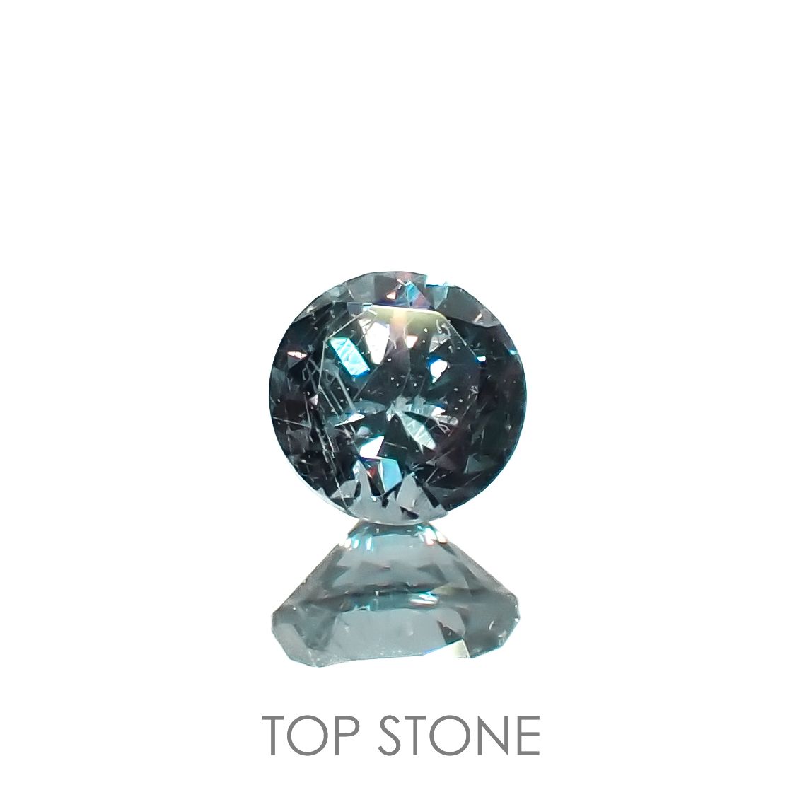 カラーチェンジガーネット アレキタイプ(宝石名ガーネット)マダガスカル・ベキリー産 0.18ct 識別済[221219425]3.2x3.2mm前後