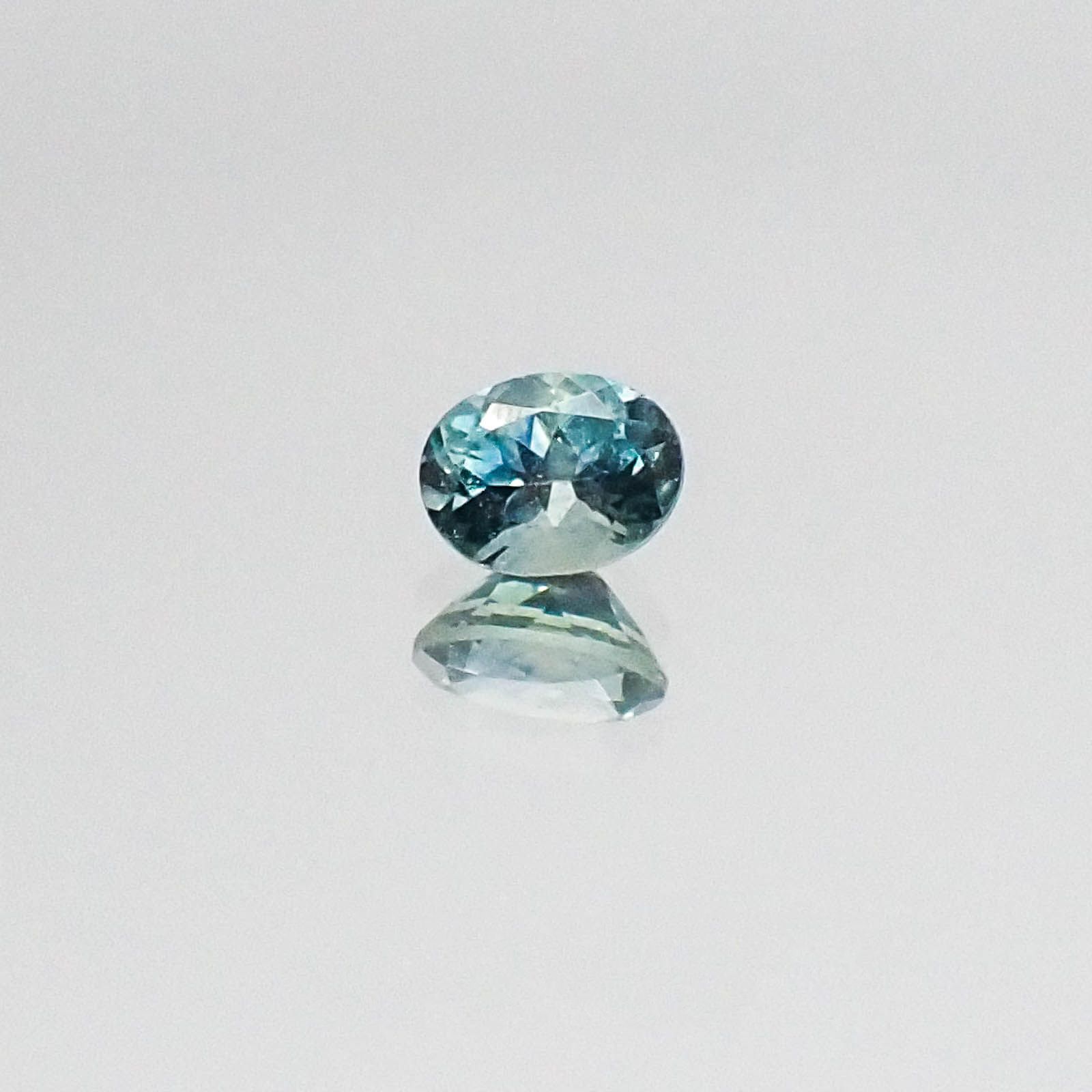 モンタナサファイア アメリカ産 ルース 0.24ct[20073890]3.9×3.1mm前後