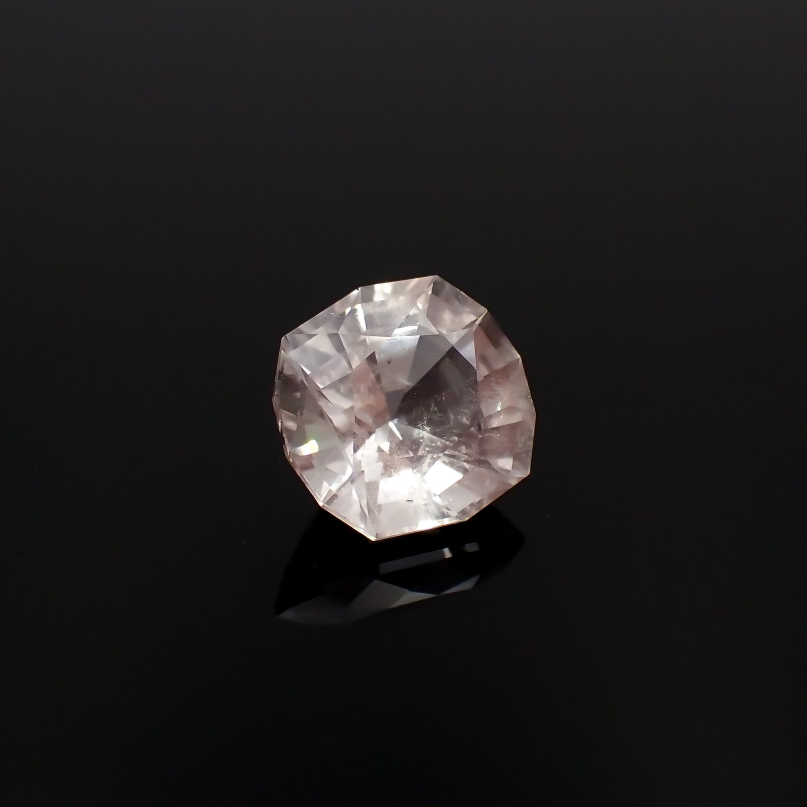 ◇カスタムカット◇ピンクエンジェルラダークォーツ マダガスカル産 3.06ct[231023689]9.9x9.3mm前後