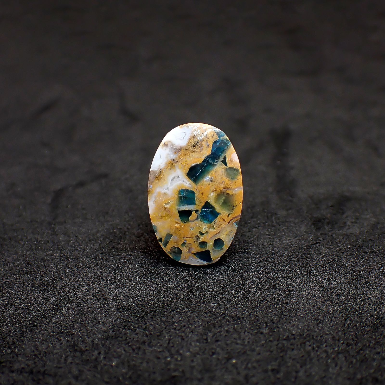 アパタイトインジャスパー ブラジル産 12.04ct / 22x14.6mm前後 [260933003]