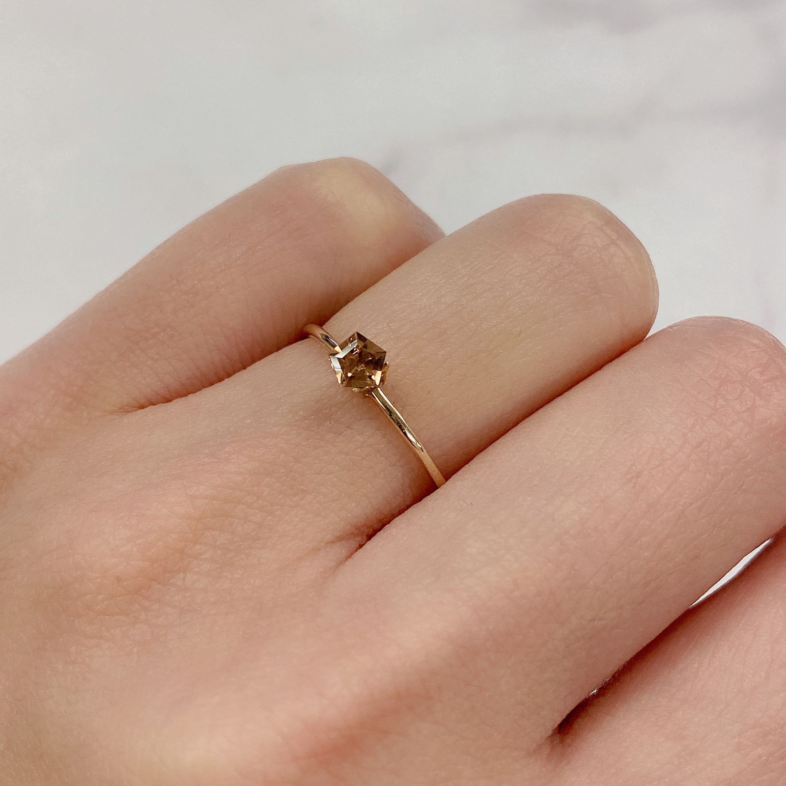 ◇ペンタゴンカット◇シナモンカラートルマリンSA(宝石名トルマリン) ブラジル/アフリカ産 0.24ct 識別済[21029143]4×4mm前後
