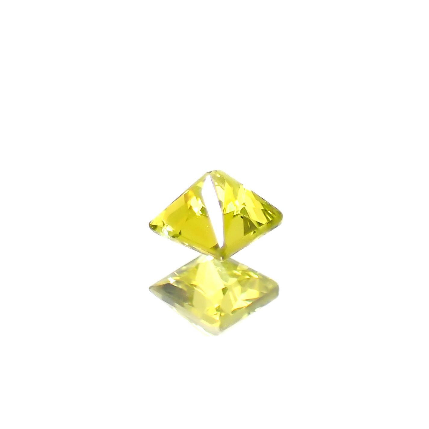 ◇プリンセスカット◇クリソベリル スリランカ/マダガスカル産 0.25ct [250330008]3.2x3.2mm前後