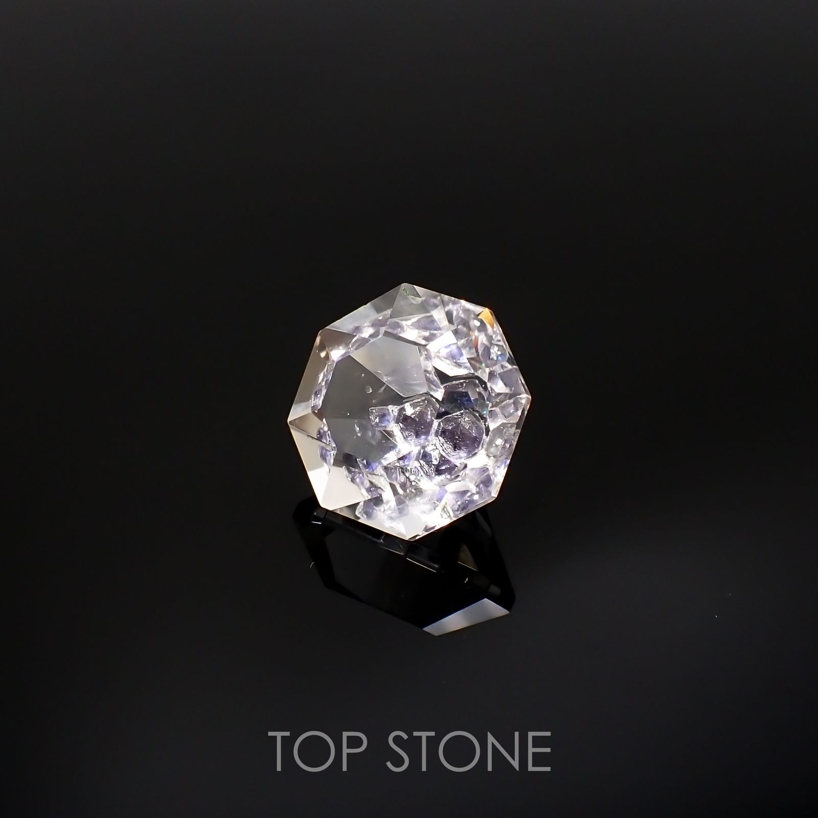 ◇オクタゴンカット◇フローライトインクォーツ マダガスカル産 14.24ct[220515708]14.7x14.9mm前後