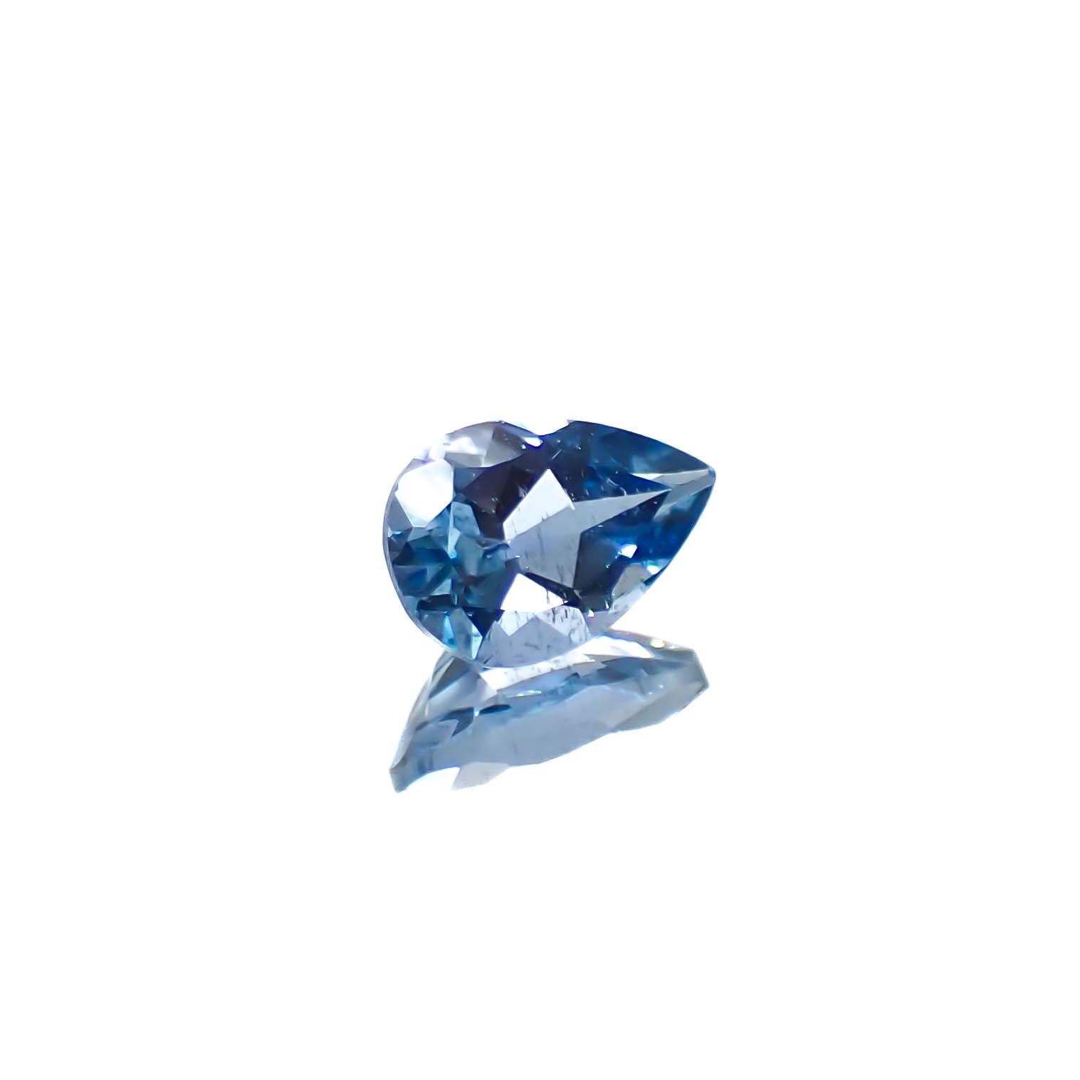 サンタマリアアクアマリン ブラジル産 0.39ct [250329934]6.2x4.1mm前後